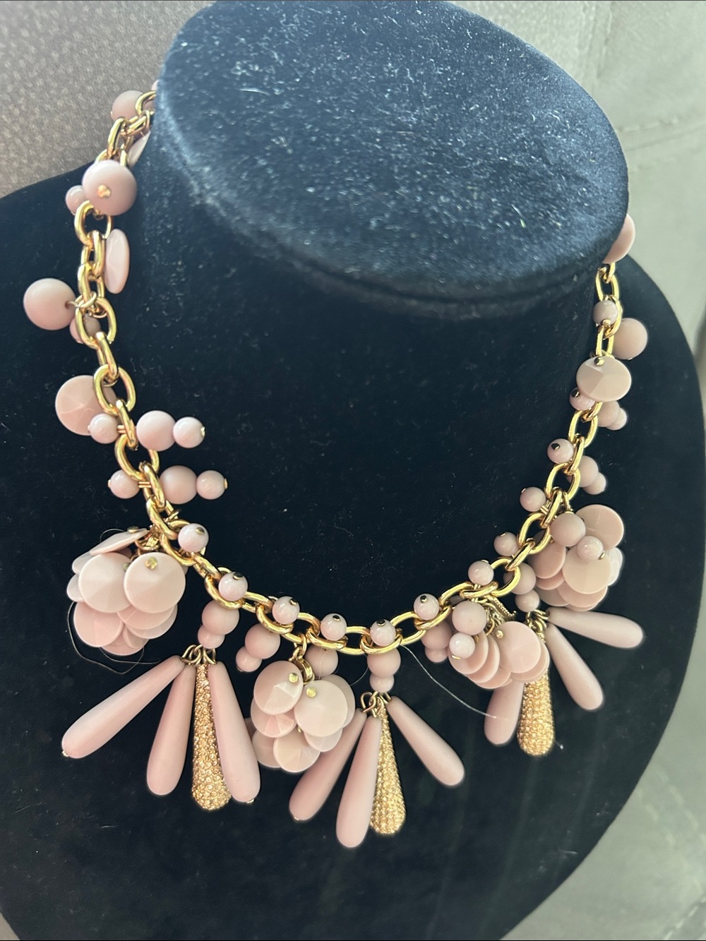 NWOT Ann Taylor Gold-Tone Necklace with Blush Pink Bead & Teardrop Charms